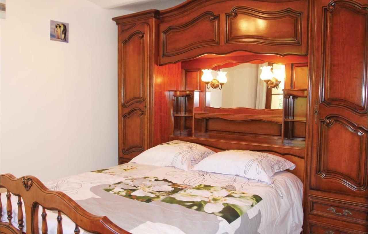 2 Bedroom Awesome Home In Sigoyer Sigoyer  Екстер'єр фото